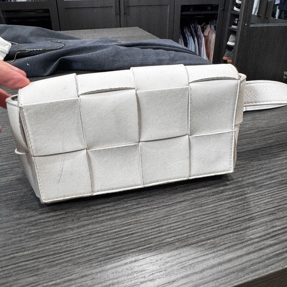 Bottega Veneta Handbags - Bottega veneta White Woven Leather Fanny Pack